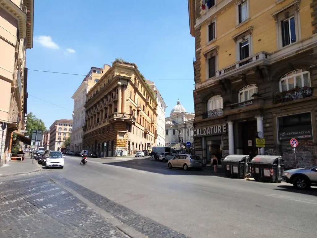Holiday home Roman Apartment In Via Cavour